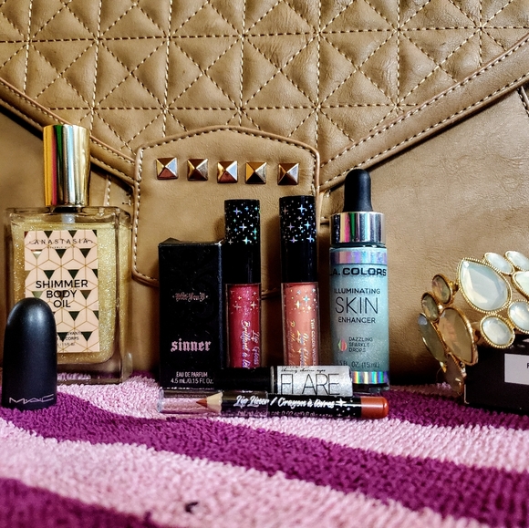 Bundle - Picture 2 of 3